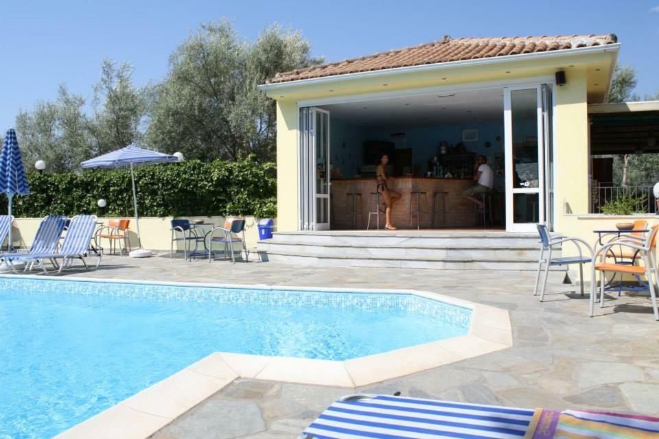 Ilios Hotel & Villas Yénion Exteriér fotografie